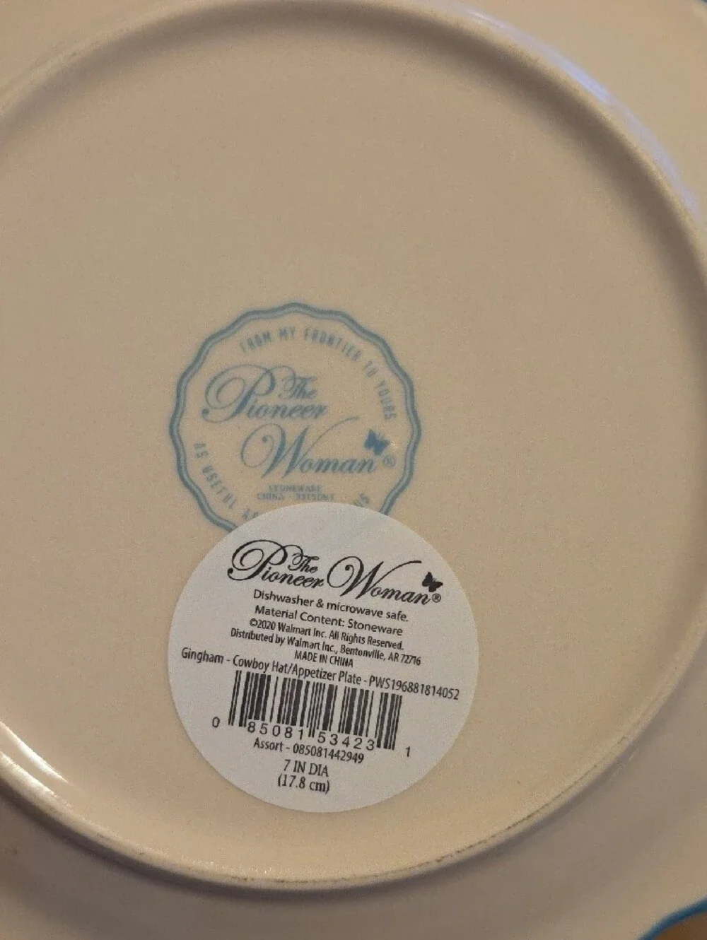 The Pioneer Woman Blue Check Cowboy Hat Decorative Party Plate NWT
